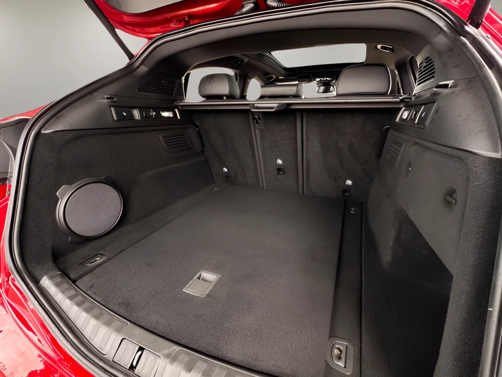 Used 2025 Red Alfa Romeo Base image 22