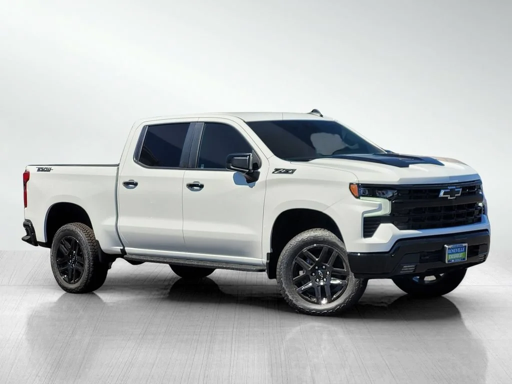 New 2026 Summit White Chevrolet LT Trail Boss image 1