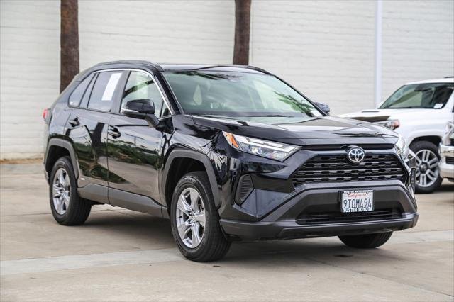 Certified Used 2025 MIDNIGHT BLACK METALLIC Toyota  image 3