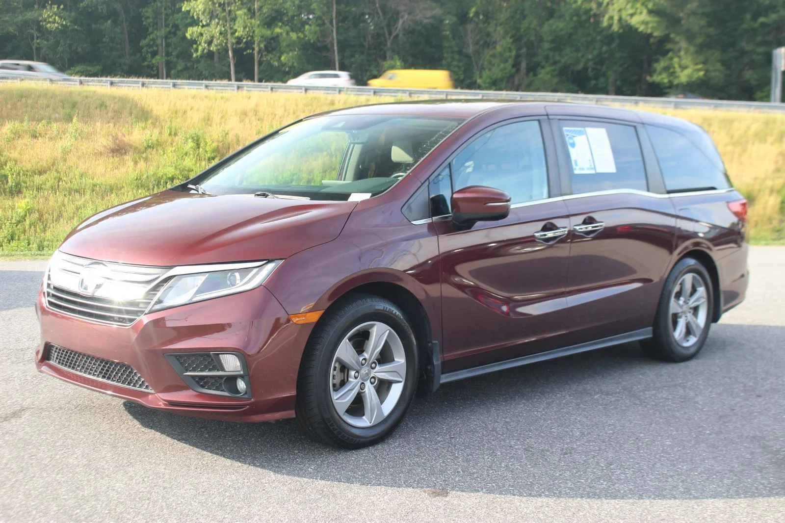 Used 2020 Burg Honda EX-L image 3