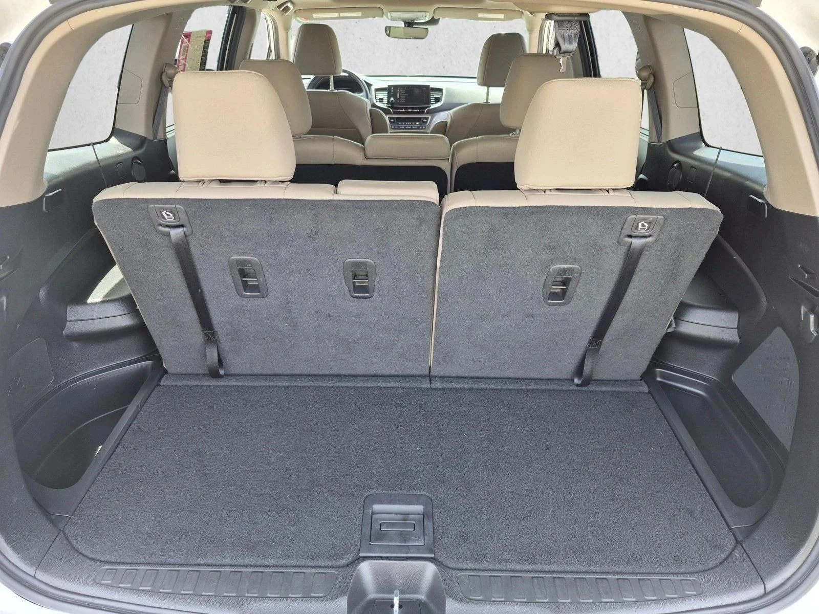 Used 2019 White Diamond Pearl Honda EX-L image 6