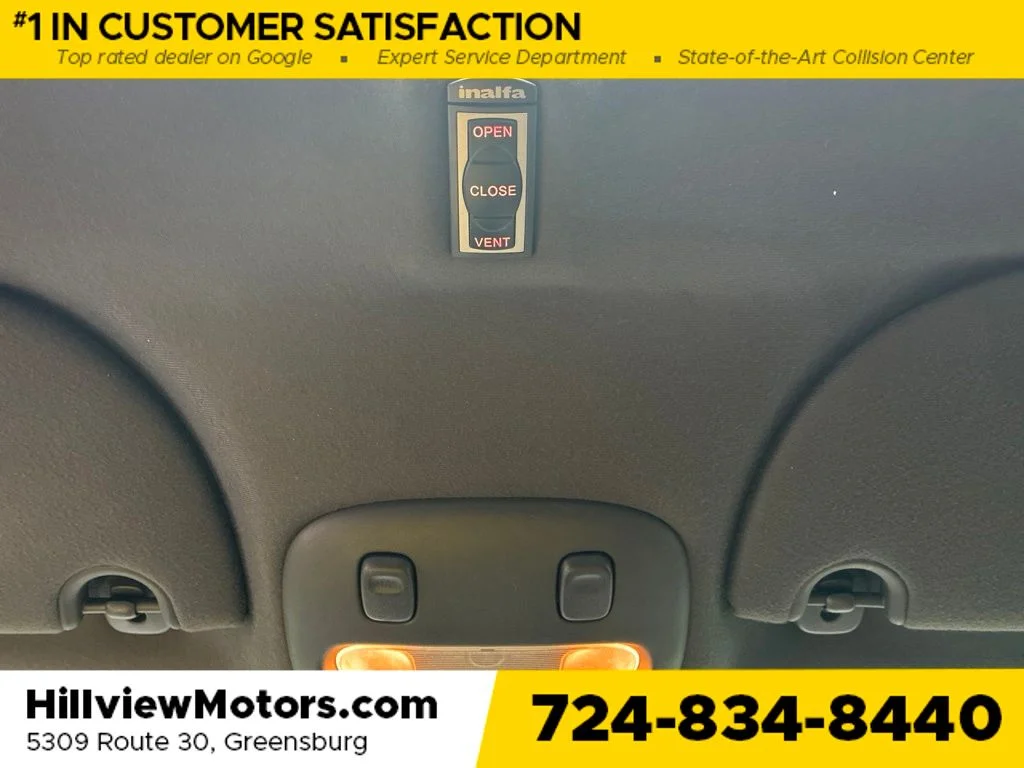 Used 2009 Black Clearcoat Lincoln Signature image 30