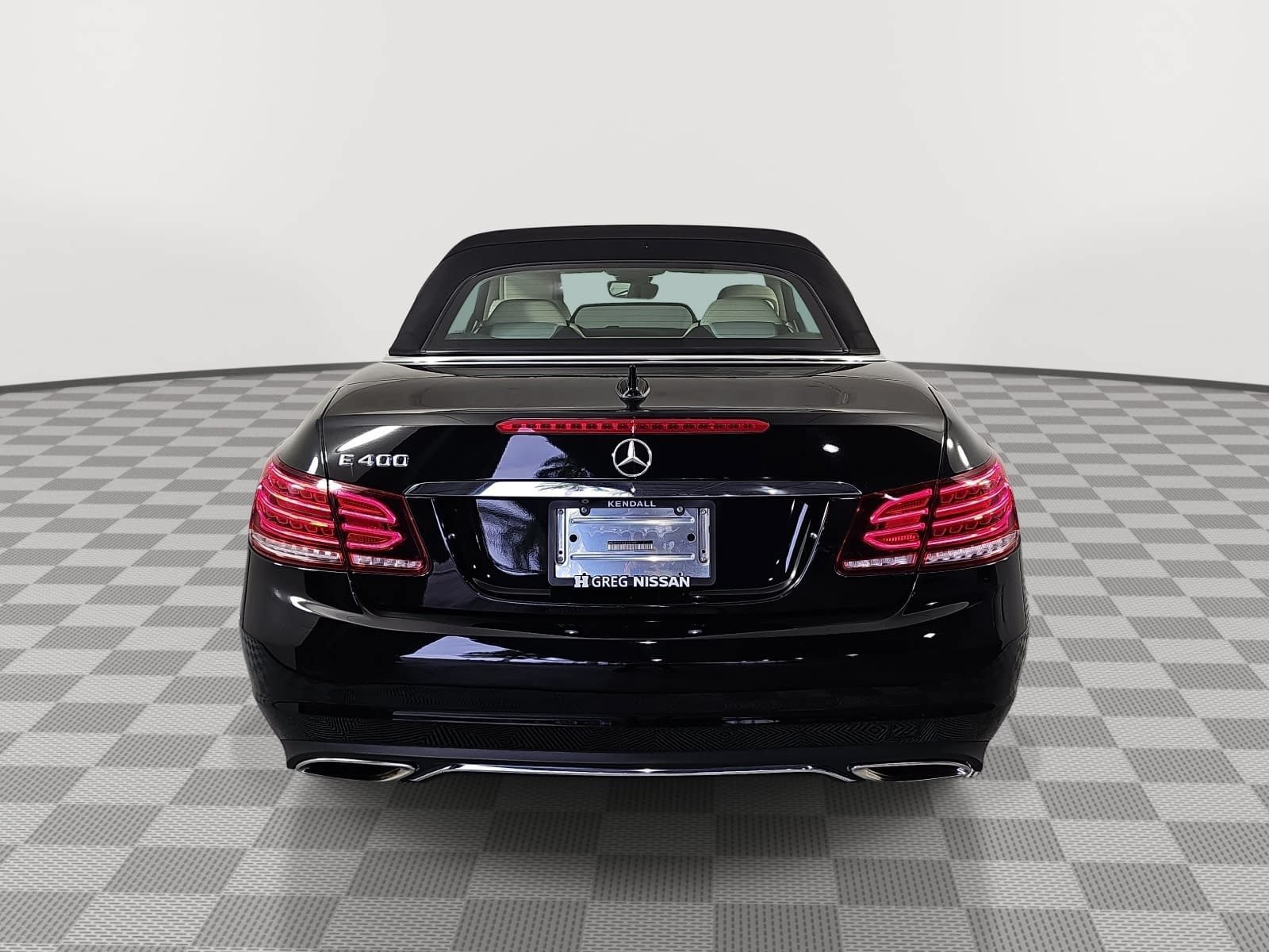 Used 2016 Black Mercedes-Benz E 400 image 7