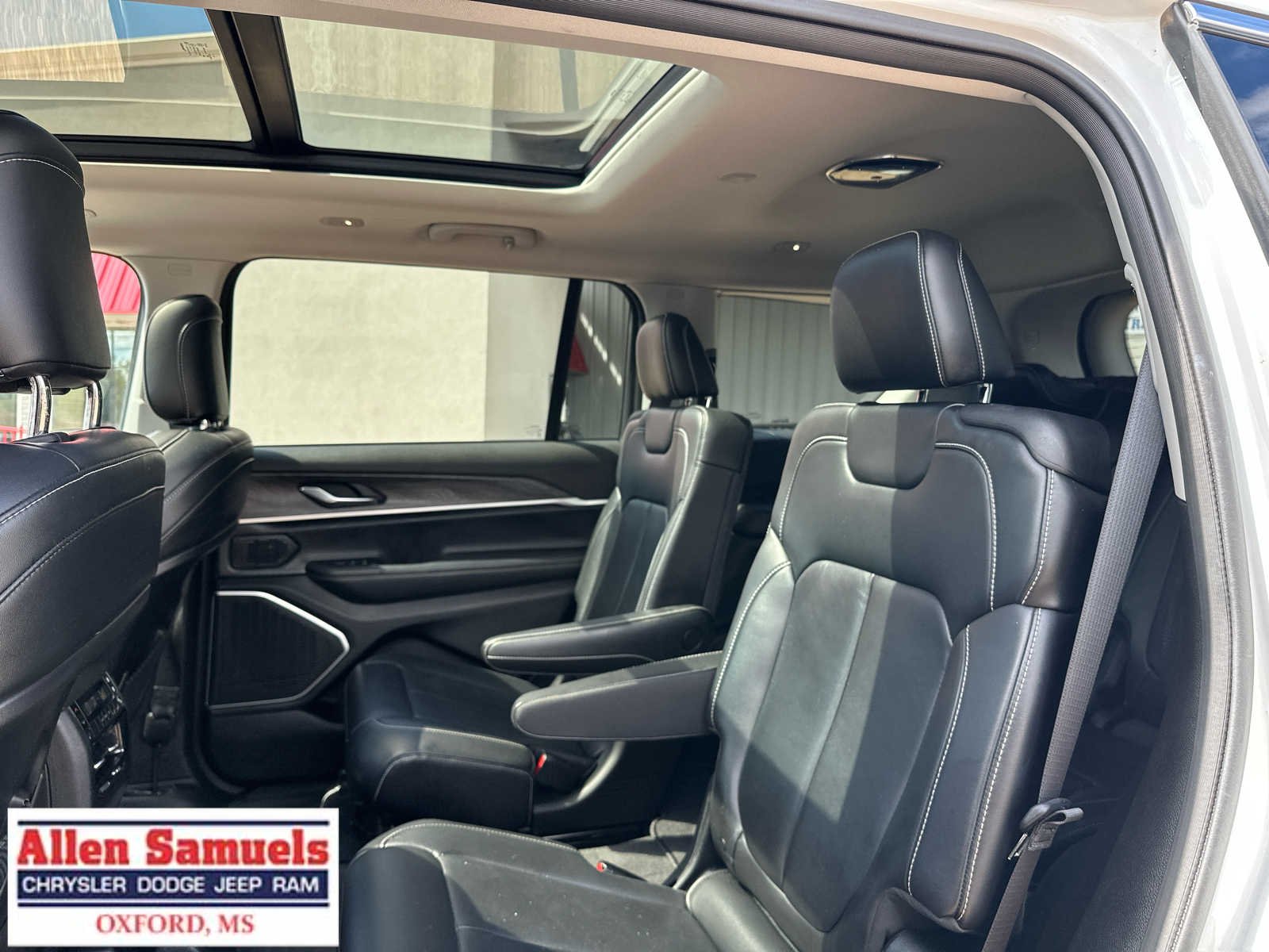 Certified Used 2021 Bright White Clearcoat Jeep Limited image 13