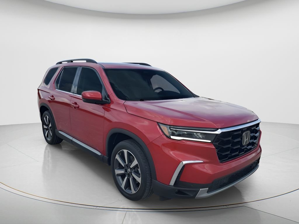 Used 2024  Honda Touring image 3