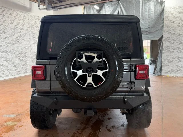 Used 2021 Granite Crystal Metallic Clearcoat Jeep Unlimited Rubicon image 5