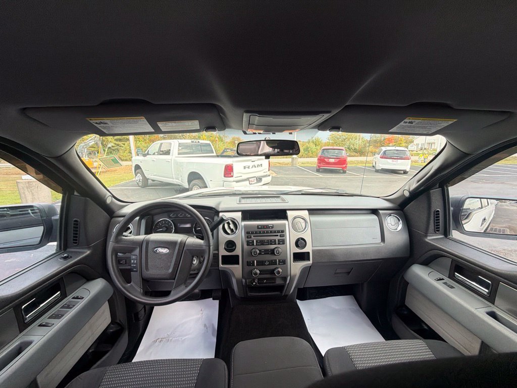 Used 2012 White Ford XLT image 35