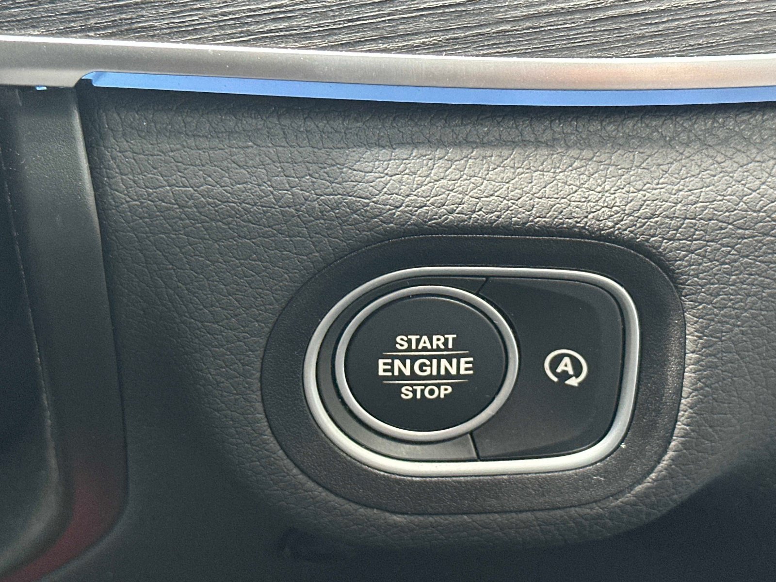 Certified Used 2025 Selenite Gray Metallic Mercedes-Benz GLE 450 image 27