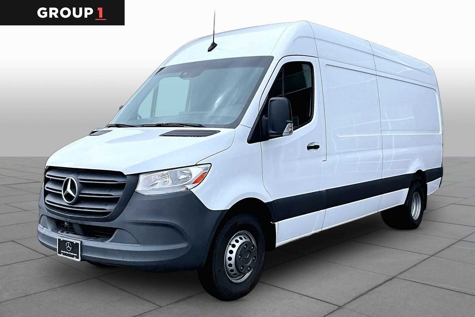 2023 Mercedes-Benz Sprinter Cargo Van