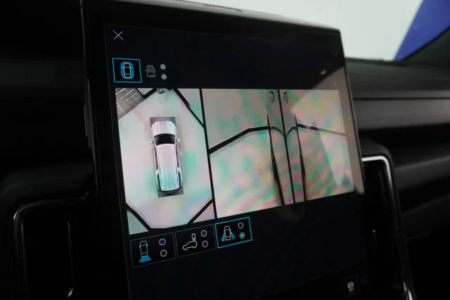 2026 GMC Yukon XL Denali - Photo 38