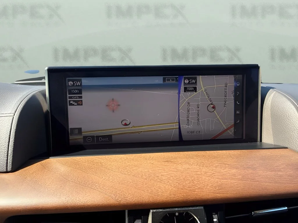 Used 2019 Silver Lexus 570 image 17