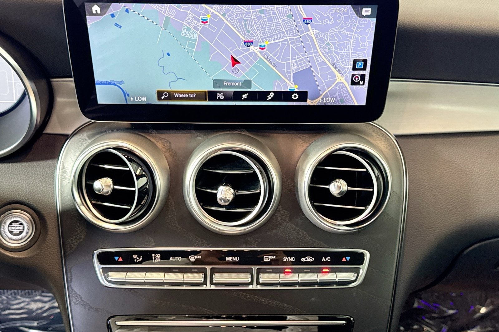 Used 2022 Black Mercedes-Benz GLC 300 image 13