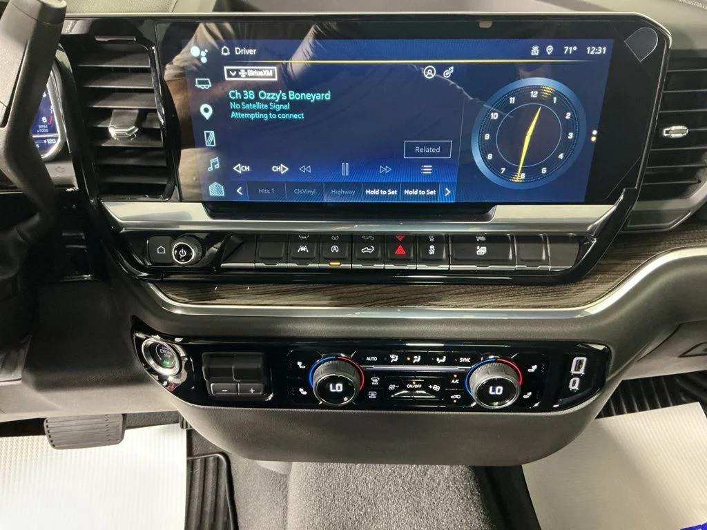 Used 2023 Gray Chevrolet RST image 23