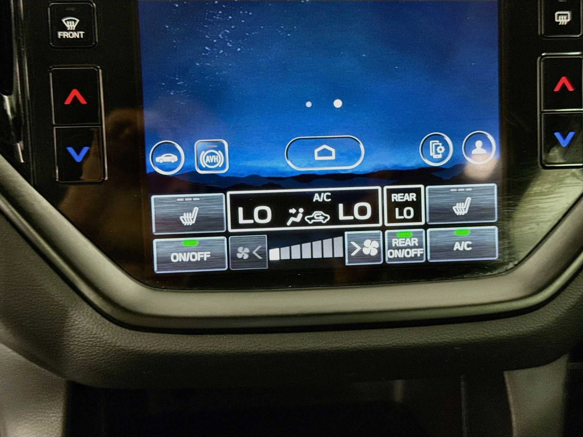 Used 2025 Gray Subaru Onyx Edition image 17