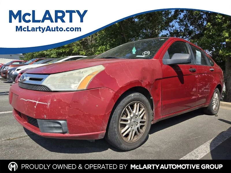 2010 Ford Focus SE's photo