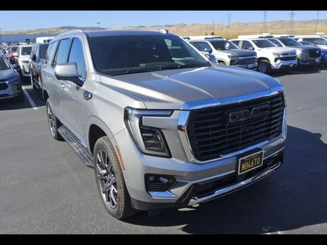Used 2025 Silver GMC Elevation image 2