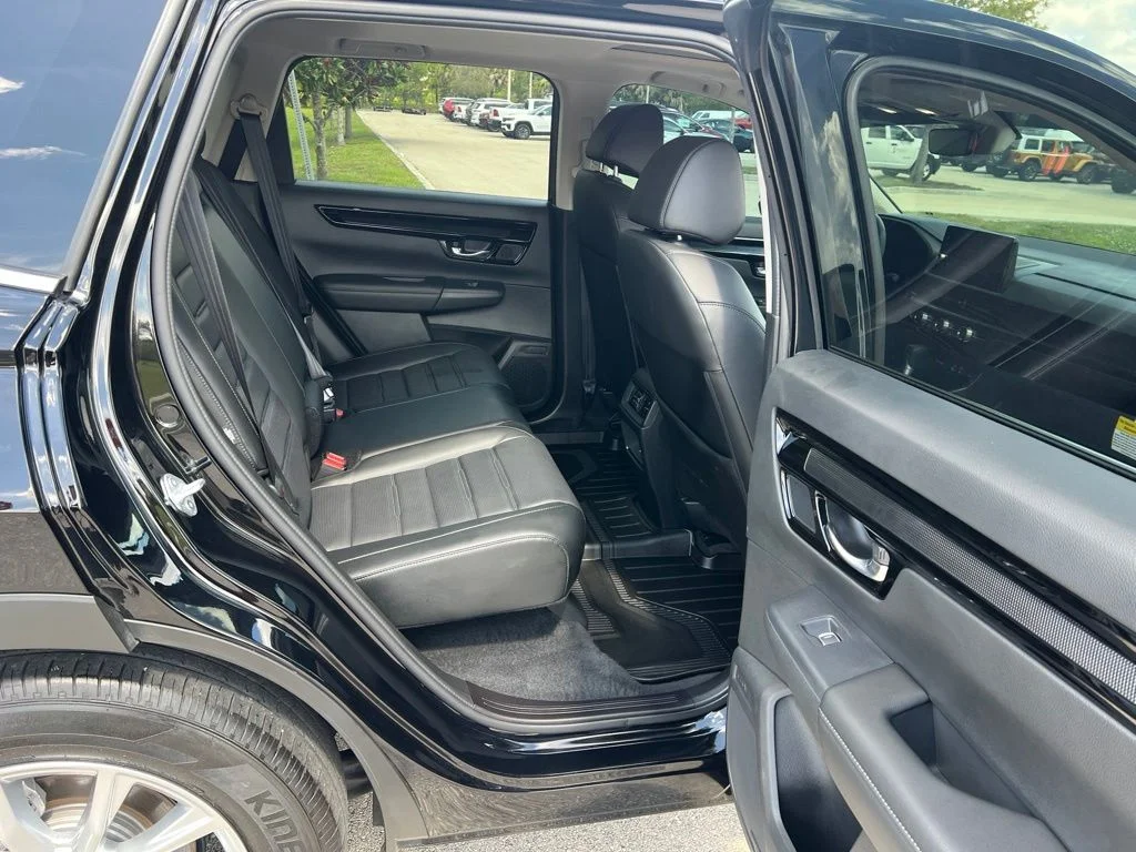 Used 2025 Black Honda EX-L image 13