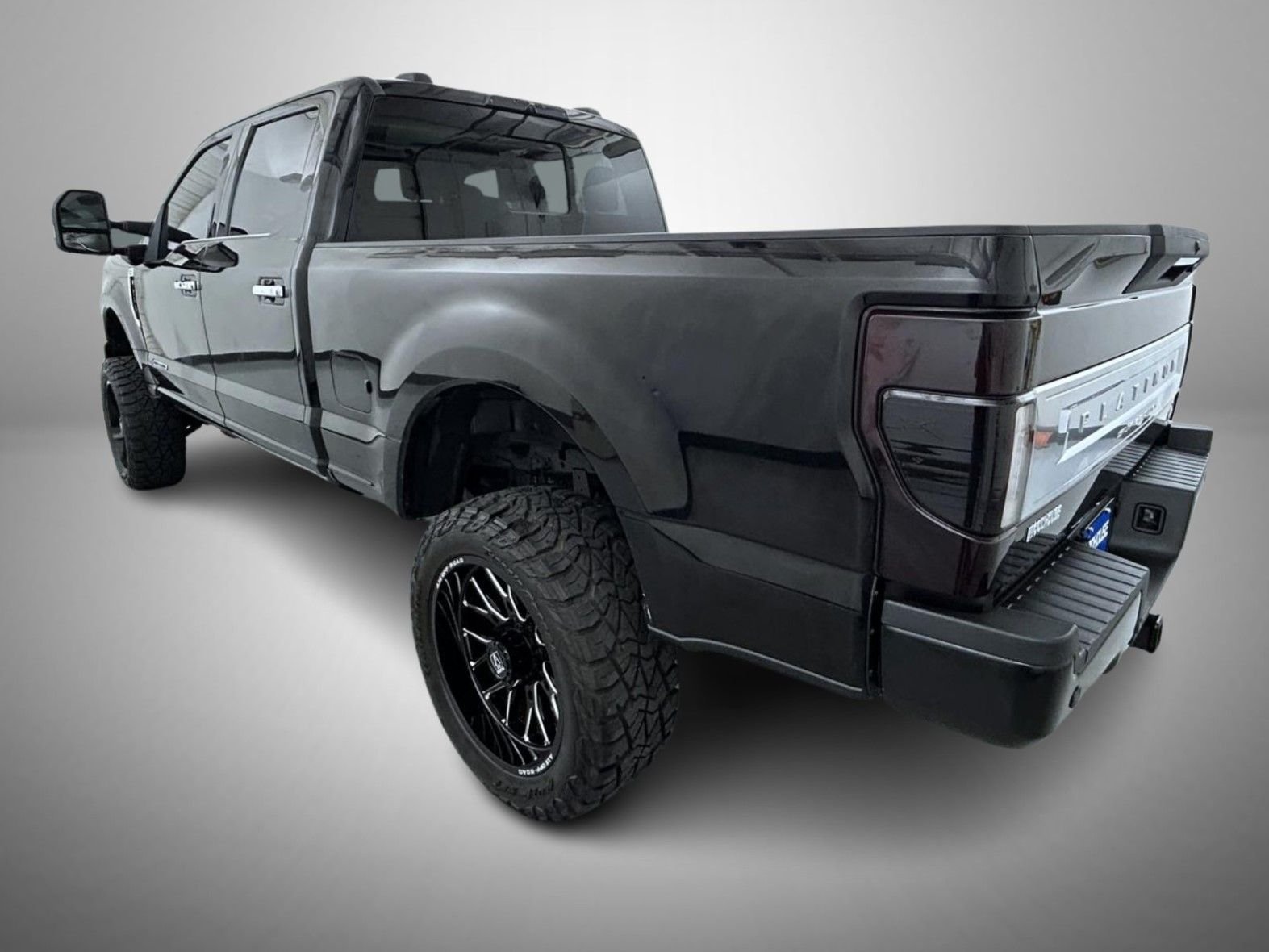 Used 2021 Agate Black Metallic Ford Platinum image 7