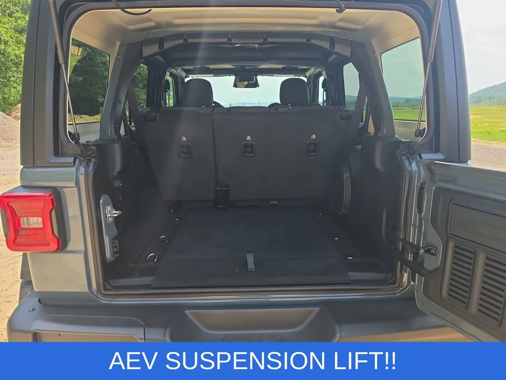 New 2026 Anvil Clearcoat Jeep Rubicon image 23