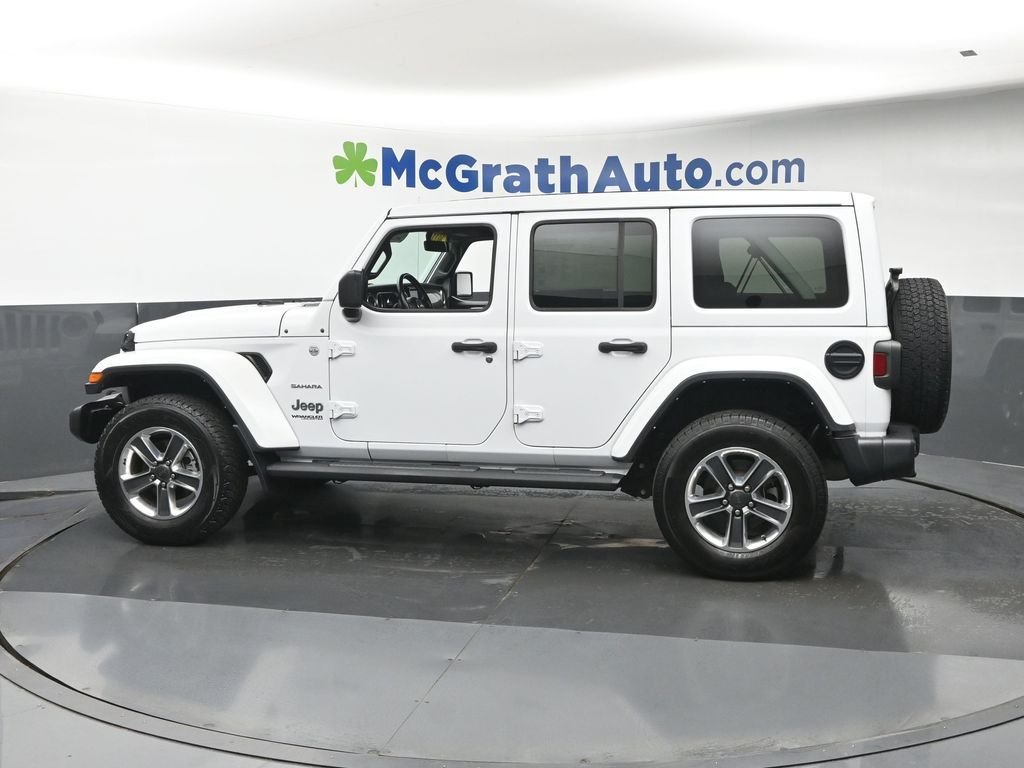 Used 2022 White Jeep Unlimited Sahara image 23