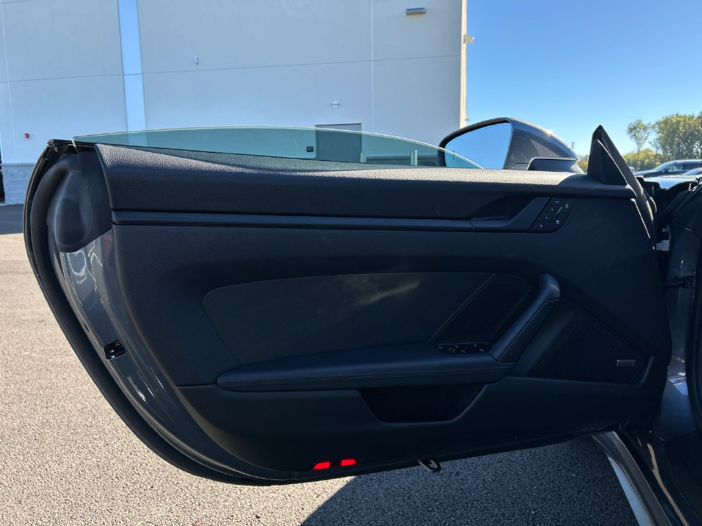 Used 2026  Porsche Carrera T image 9