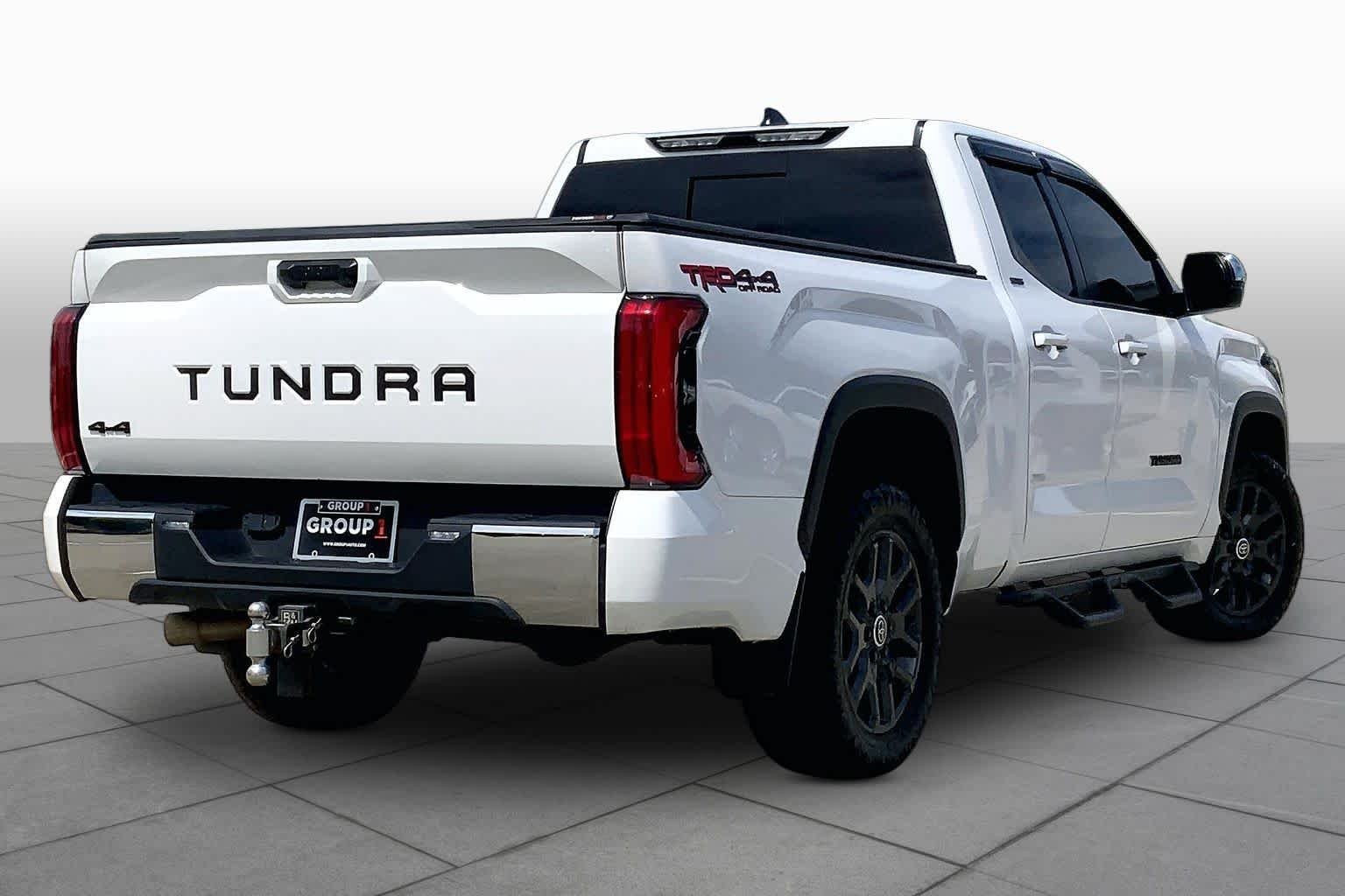 Used 2024 Ice Cap Toyota SR5 image 13
