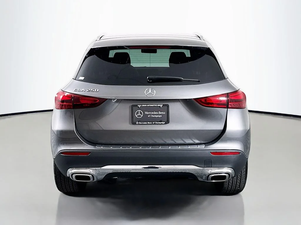 Used 2026 Gray Mercedes-Benz GLA 250 image 6