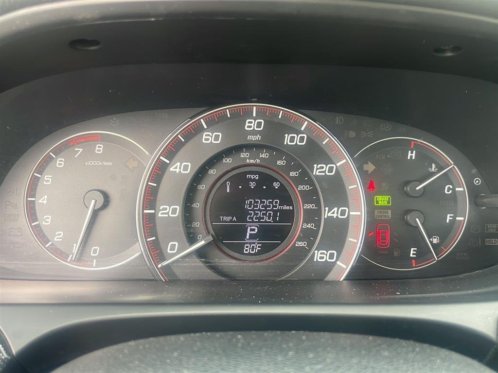 Used 2014  Honda Sport image 2