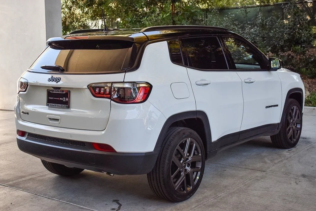 New 2026 Bright White Clearcoat Jeep Limited image 6