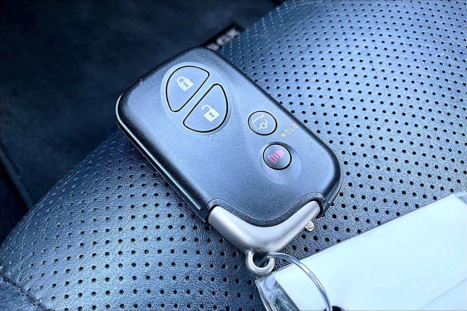 Used 2019 Starfire Pearl Lexus Premium image 15