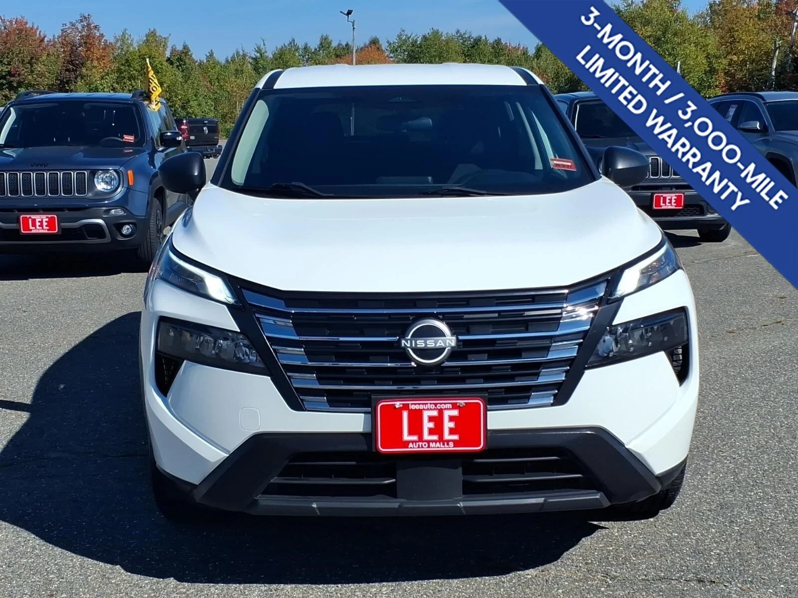 Used 2024 Glacier White Nissan S image 2
