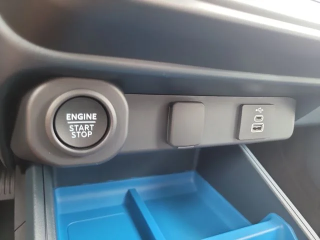 New 2026 Azure Gray Metallic Ford XLT image 24