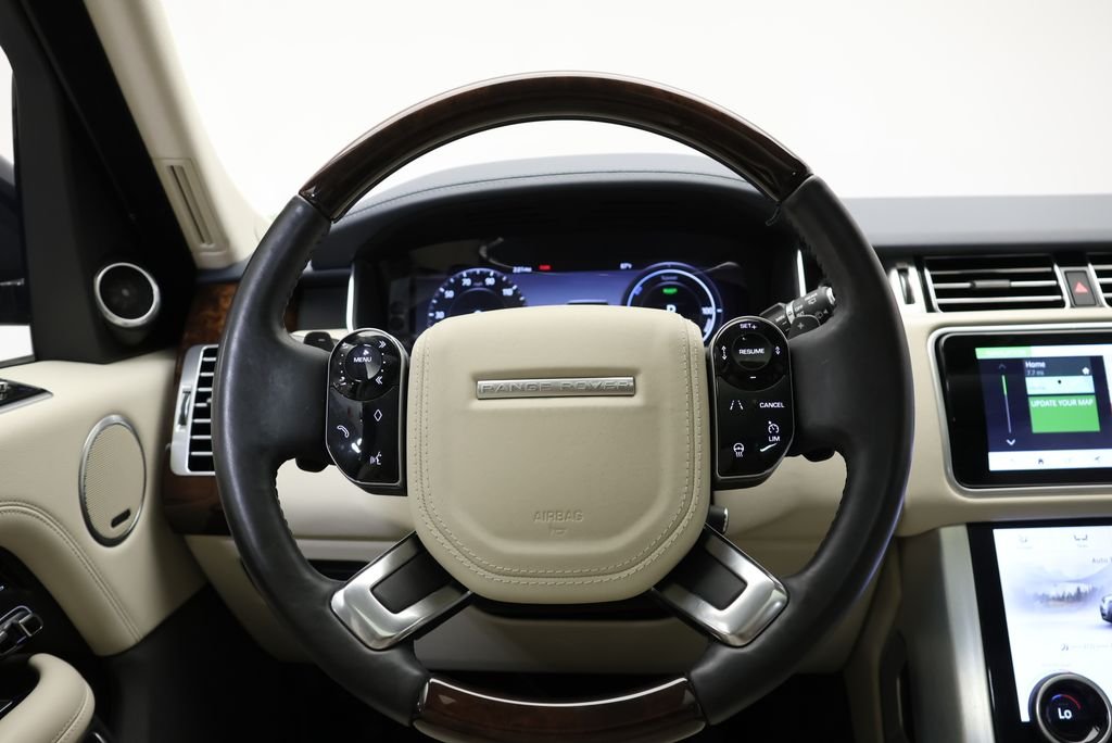 Used 2020 Portofino Blue Metallic Land Rover HSE image 17