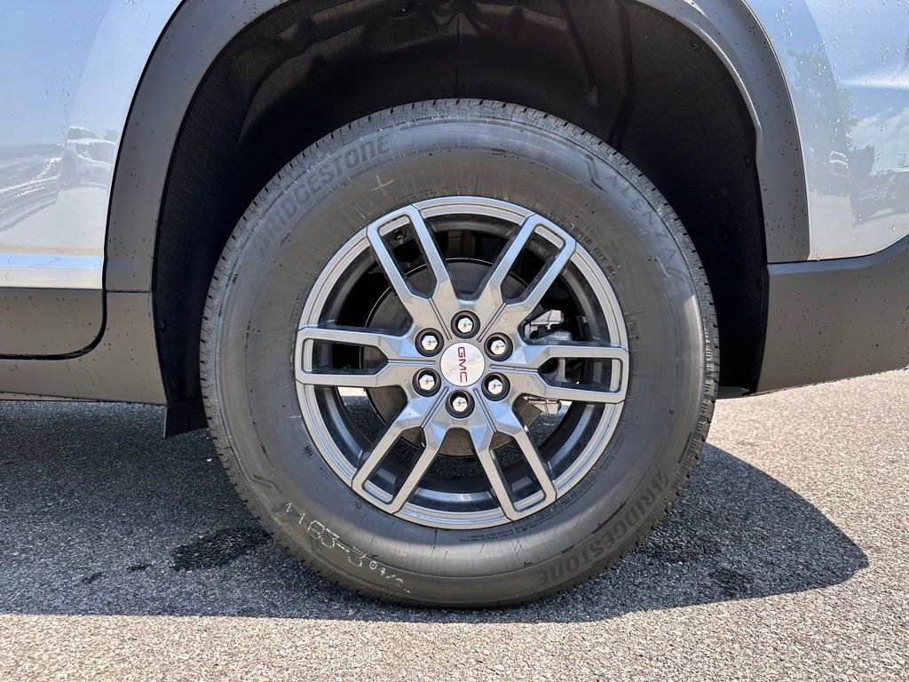 New 2026 Sterling Metallic GMC Elevation image 32