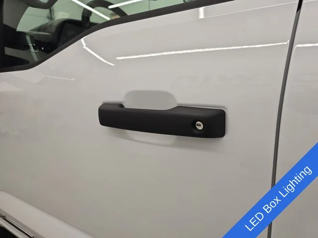 New 2026 Oxford White Ford F-250® XL image 22