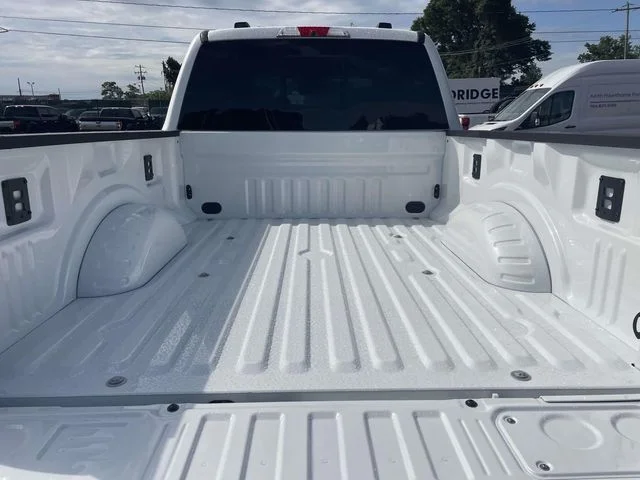 New 2026 Star White Metallic Tri-Coat Ford F-250® Lariat® image 9