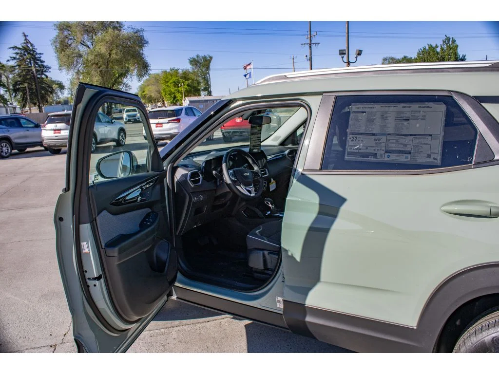 New 2026 Cacti Green Chevrolet LT image 25