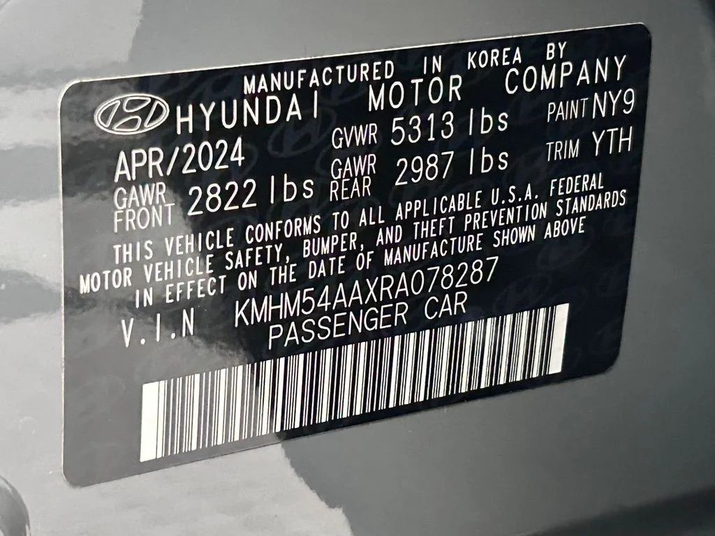 Used 2024 Blue Hyundai Limited image 24