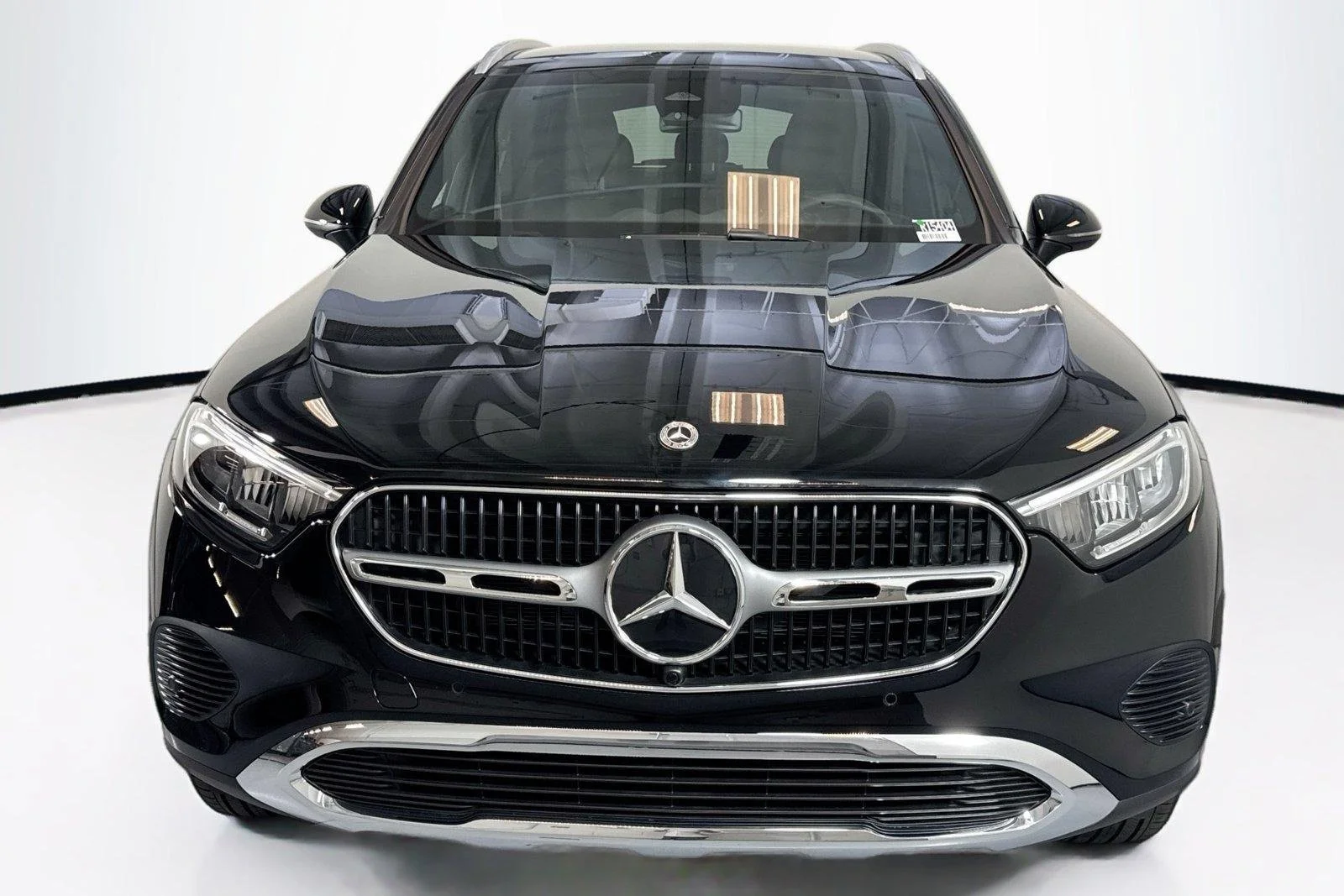 Used 2026 Black Mercedes-Benz GLC 300 image 2