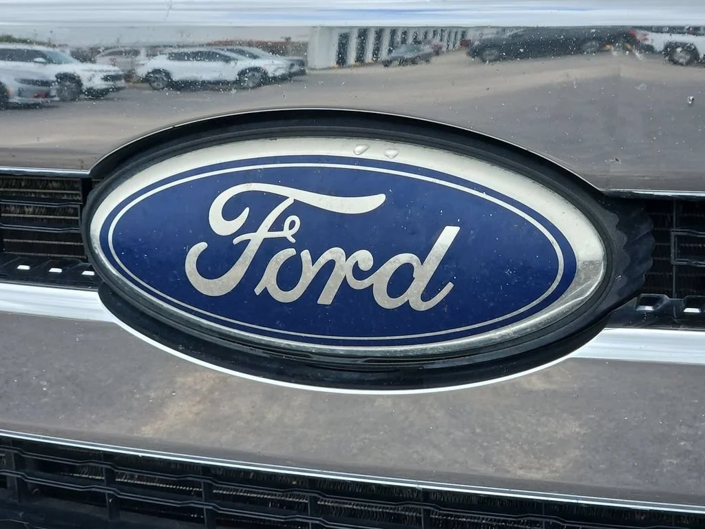Used 2011 Black Ford LARIAT image 22