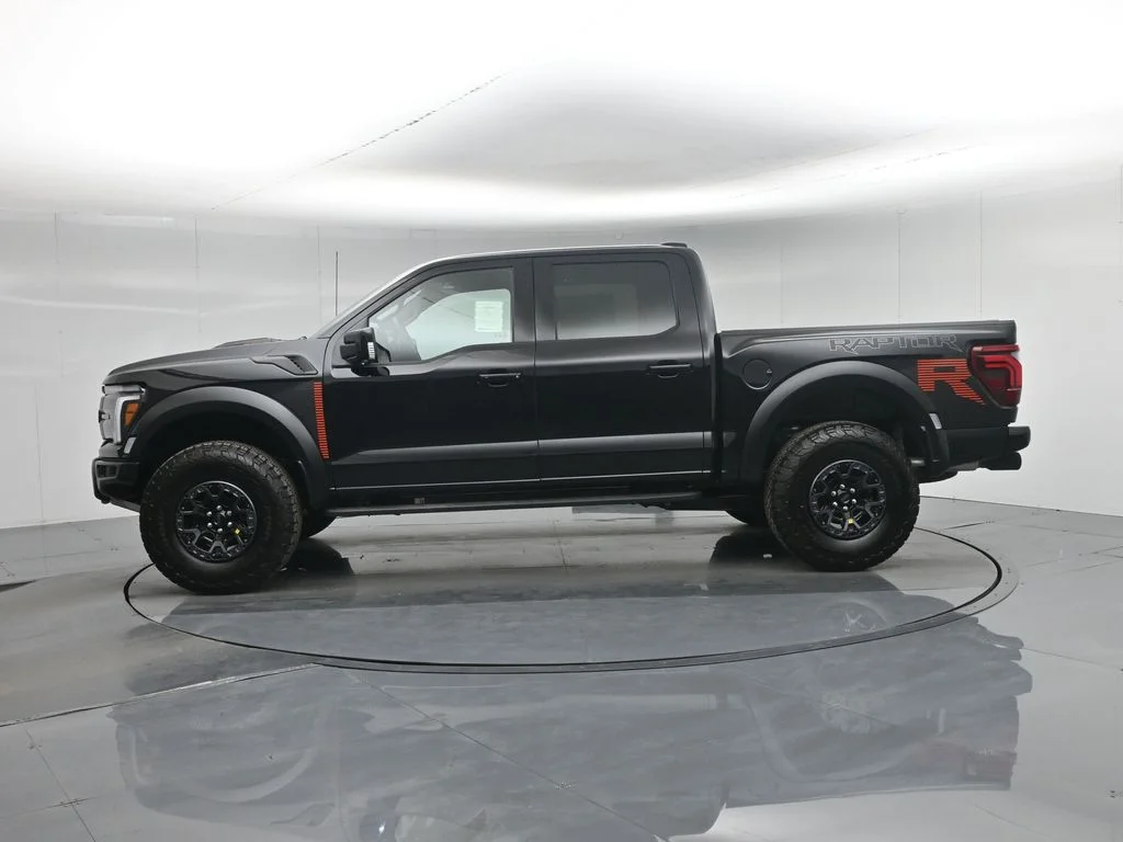 New 2026 Oxford White Ford Raptor image 31