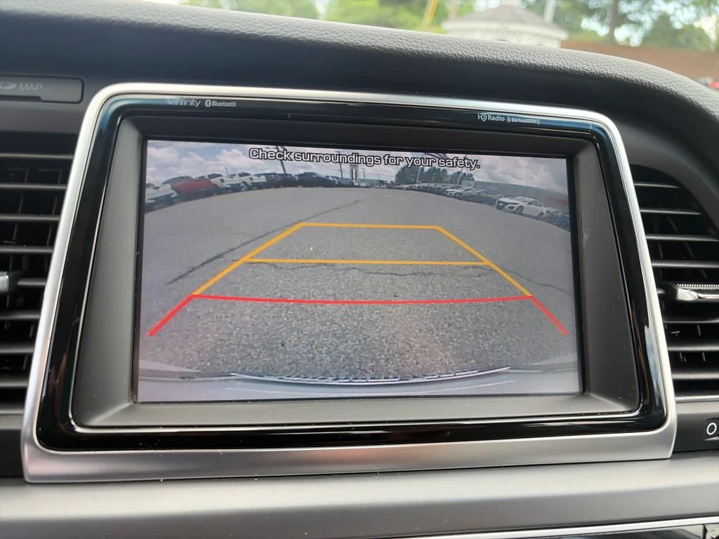 Used 2019 White Hyundai Limited image 21