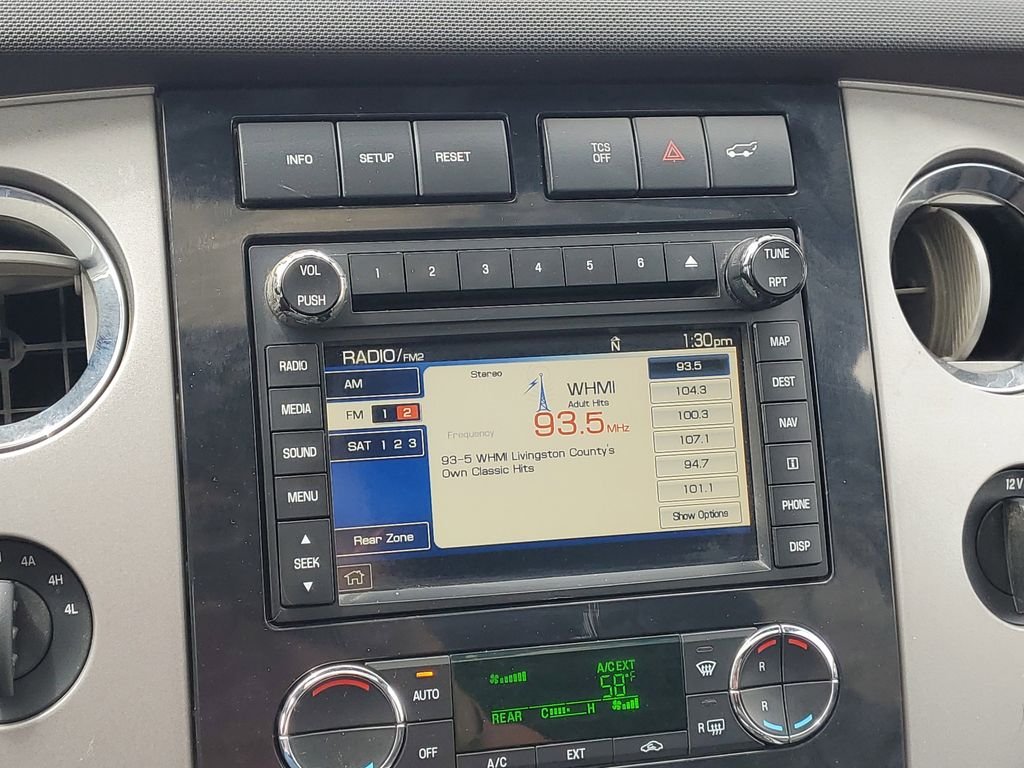 Used 2014 White Ford Limited image 23