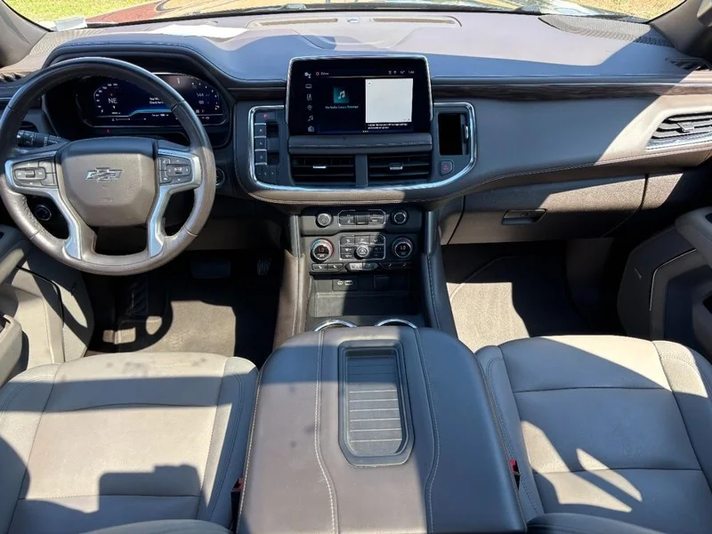 Used 2023 Gray Chevrolet Z71 image 14