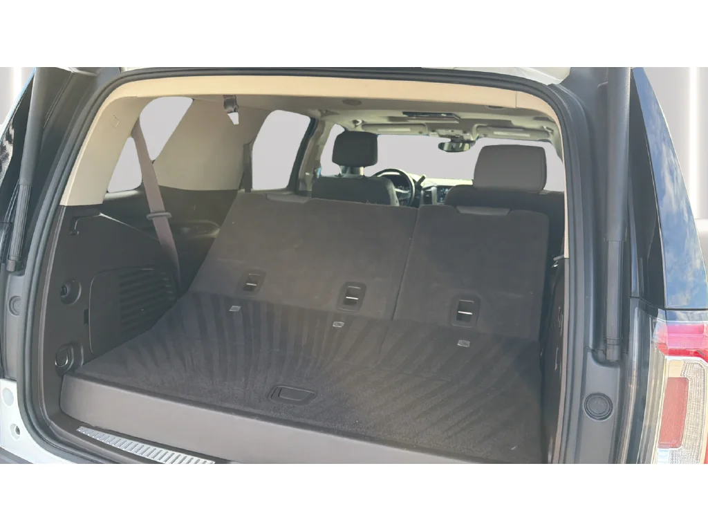 Used 2019 White GMC Denali image 31