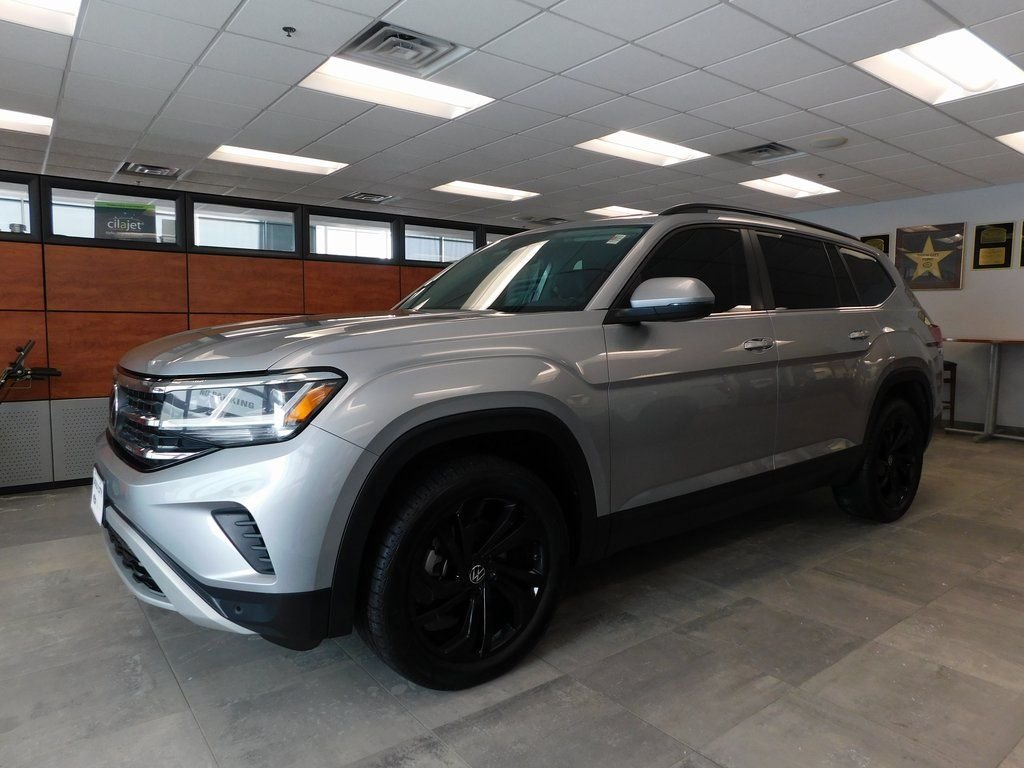 2022 Volkswagen Atlas SE w/Tech
