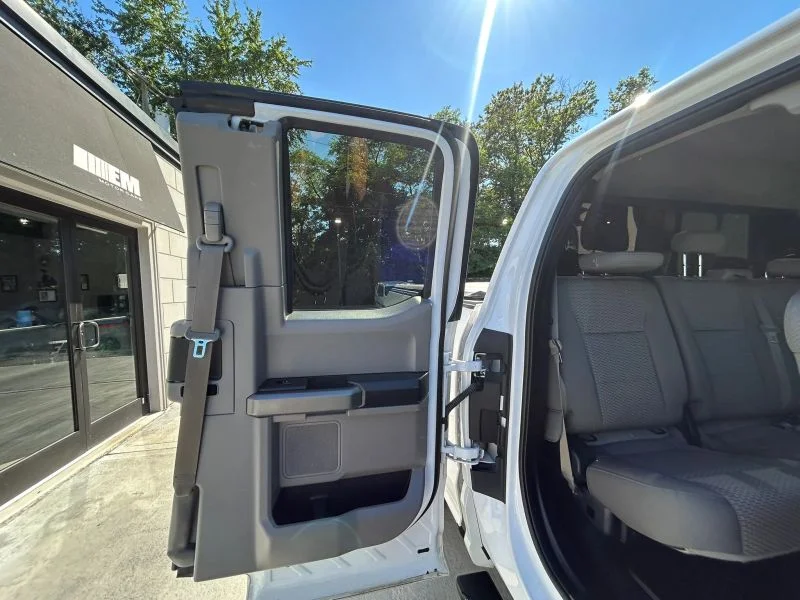 Used 2015 White Ford XLT Pickup 4D 6 1/2 ft image 21