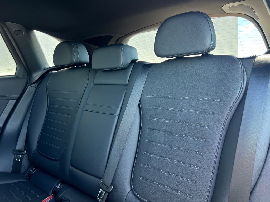 New 2026 MANUFAKTUR Alpine Grey Mercedes-Benz GLC300 image 23