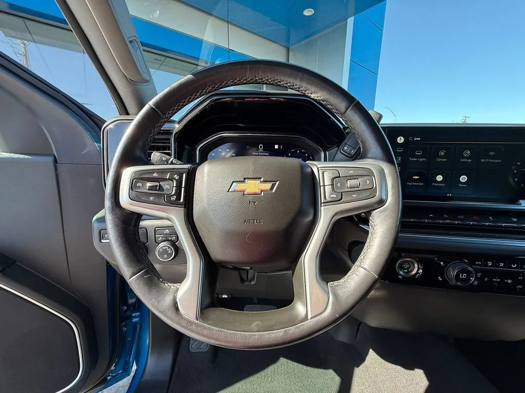 Used 2022 Glacier Blue Metallic Chevrolet LT image 19