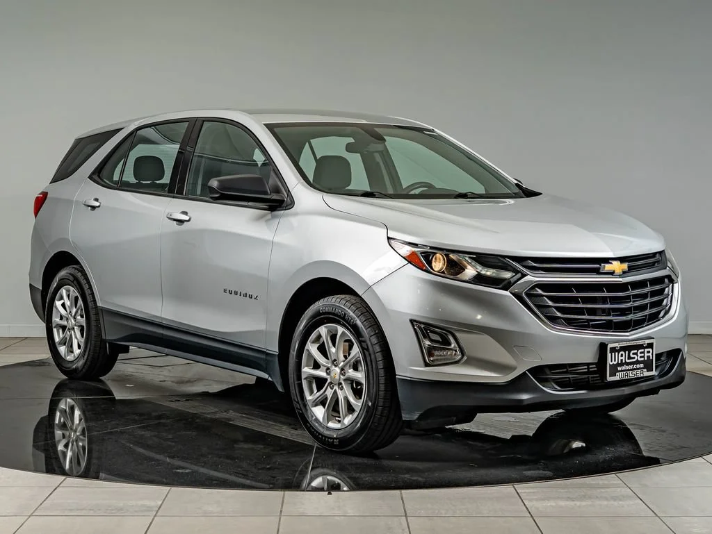 Used 2019 Silver Ice Metallic Chevrolet LS image 3